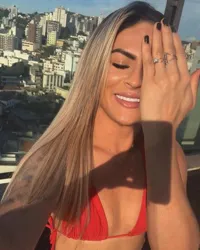 Acompanhante Suellen ferrari