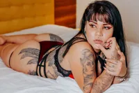 Acompanhante Morena tatuada