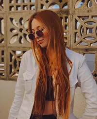 Acompanhante Lilly, ruiva branquinha e namoradinha